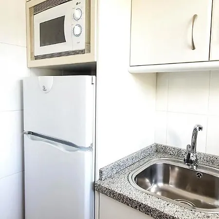 Skol 203. One Bedroom In Edificio Skol Building Apartment
