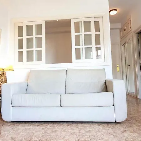 Skol 203. One Bedroom In Edificio Skol Building 마르베야