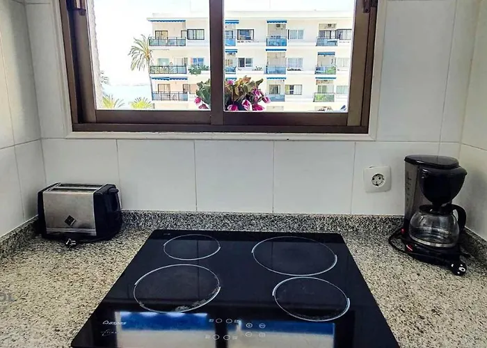 Skol 203. One Bedroom In Edificio Skol Building Apartment *