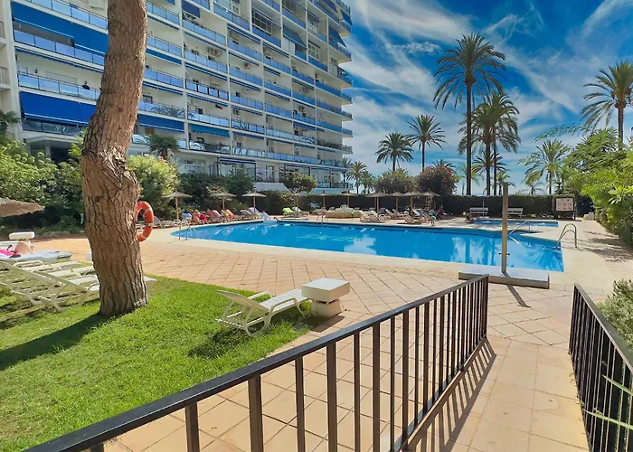 Apartment Skol 203. One Bedroom In Edificio Skol Building *